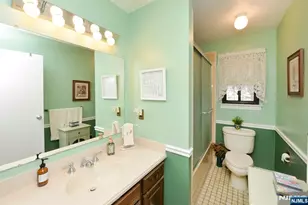50 Rock B, Hawthorne, NJ 07506 - Photo 11