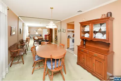 50 Rock B #B, Hawthorne, NJ 07506 - Photo 7