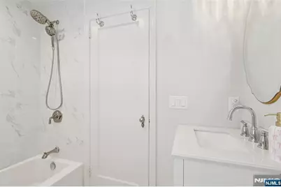 19 Linwood Avenue, Midland Park, NJ 07432 - Photo 33