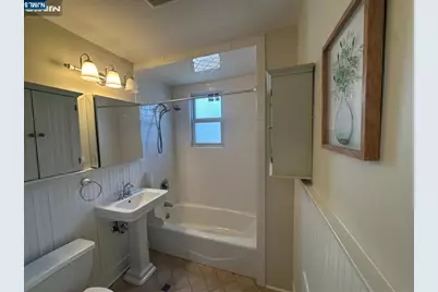 17 Laura Avenue 2 #2, Nutley, NJ 07110 - Photo 1