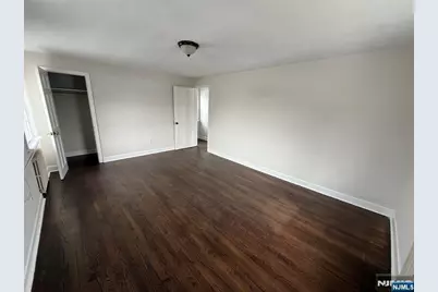 75 Elmwood Drive, Elmwood Park, NJ 07407 - Photo 17