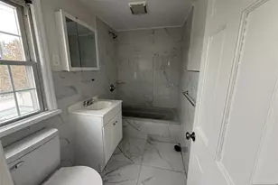 75 Elmwood Dr, Elmwood Park, NJ 07407 - Photo 19