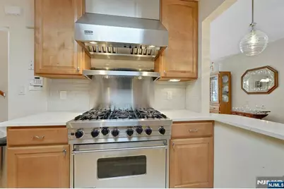 9 Lockwood Lane, Closter, NJ 07624 - Photo 9