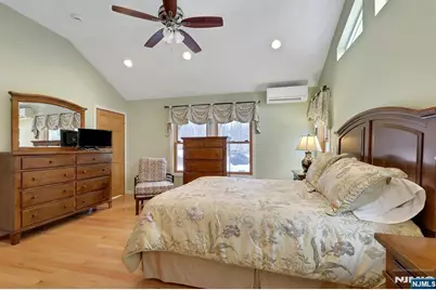 9 Lockwood Lane, Closter, NJ 07624 - Photo 17