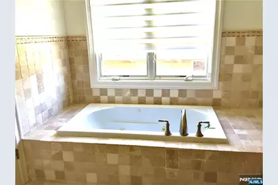 212 7th Street A #A, Palisades Park, NJ 07650 - Photo 5