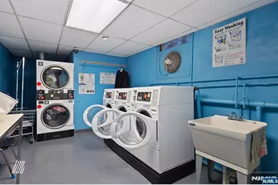 2160 Center Avenue 4U #4U, Fort Lee, NJ 07024 - Photo 9