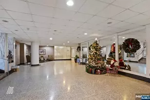 2160 Center Ave 4U, Fort Lee, NJ 07024 - Photo 7