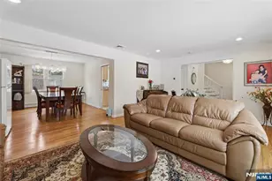 35 Farrington St, Closter, NJ 07624 - Photo 7