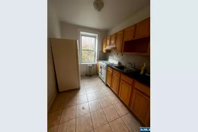 311 Queen Anne 4 #4, Teaneck Township, NJ 07666 - Photo 1