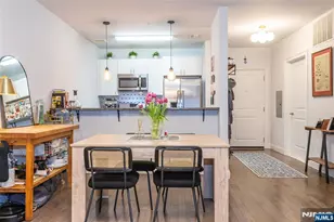 90 Clinton 206, Newark, NJ 07114 - Photo 9