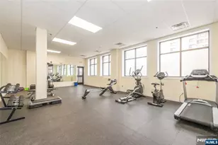 90 Clinton 206, Newark, NJ 07114 - Photo 23