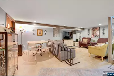 258 Ross Avenue, Hackensack, NJ 07601 - Photo 35