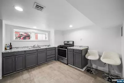 725 4th Street, Secaucus, NJ 07094 - Photo 25