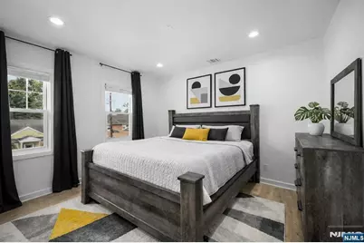 725 4th Street, Secaucus, NJ 07094 - Photo 17