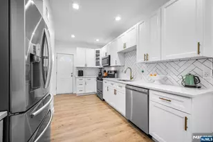 725 4th St, Secaucus, NJ 07094 - Photo 11