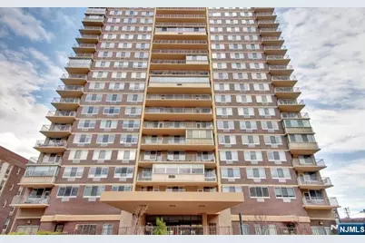2150 Center 6F #6F, Fort Lee, NJ 07024 - Photo 1