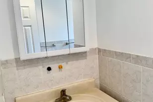 2205D Center Ave D, Fort Lee, NJ 07024 - Photo 9