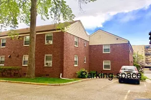 2205D Center Ave D, Fort Lee, NJ 07024 - Photo 5