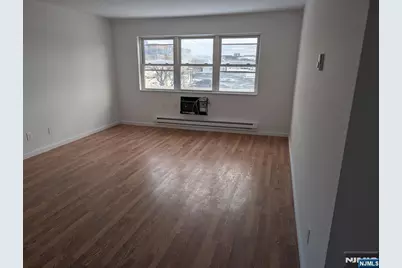 205 Bergen Turnpike 2E #2E, Ridgefield Park, NJ 07066 - Photo 9