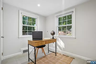 12 Meadowbrook Road, Millburn, NJ 07078 - Photo 17