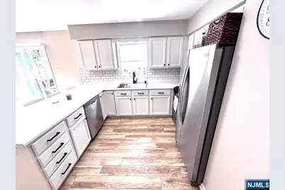 109 Ramapo Valley Road, Mahwah, NJ 07430 - Photo 5