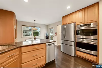 288 Schley Place, Teaneck Township, NJ 07666 - Photo 5