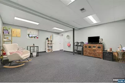 288 Schley Place, Teaneck Township, NJ 07666 - Photo 21