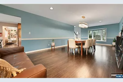 288 Schley Place, Teaneck Township, NJ 07666 - Photo 3