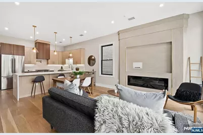 146 Sherman Avenue 2 #2, Jersey City, NJ 07307 - Photo 5