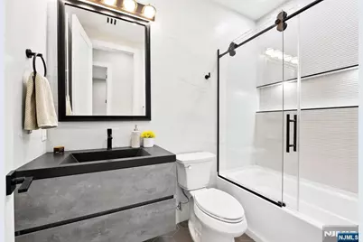 146 Sherman Avenue 2 #2, Jersey City, NJ 07307 - Photo 17