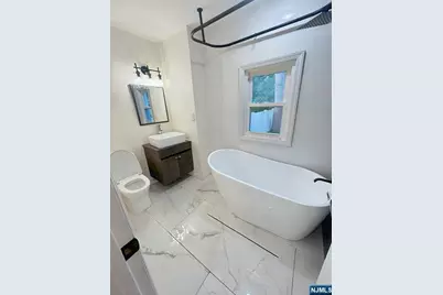 659 Nassau Street 1A #1A, Orange, NJ 07050 - Photo 1