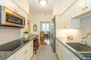 10 Smith Manor Blvd 815, West Orange Township, NJ 07052 - Photo 17