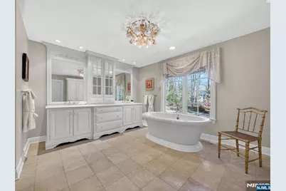 70 Hummingbird Court, Wyckoff Township, NJ 07481 - Photo 29