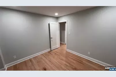 86 N Walnut Street, Ridgewood, NJ 07450 - Photo 13