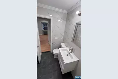 86 N Walnut Street, Ridgewood, NJ 07450 - Photo 7