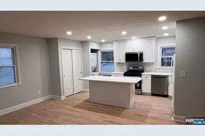 86 N Walnut Street, Ridgewood, NJ 07450 - Photo 3