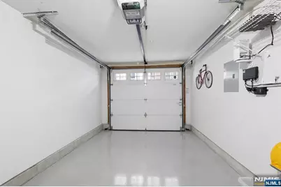 273 Roslyn Court 273 #273, West New York, NJ 07093 - Photo 33