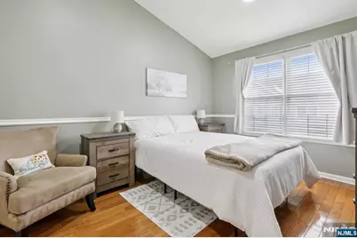 273 Roslyn Court 273 #273, West New York, NJ 07093 - Photo 23