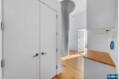 50 Dey Street 426 #426, Jersey City, NJ 07306 - Photo 5