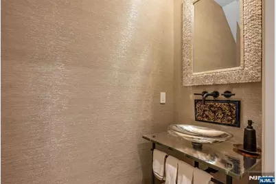 122 Brewster Road, Wyckoff Township, NJ 07481 - Photo 25