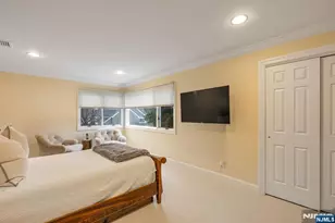 122 Brewster Rd, Wyckoff Township, NJ 07481 - Photo 35