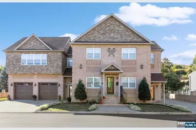 7 Bailey Avenue 1 #1, Bloomingdale, NJ 07403 - Photo 1