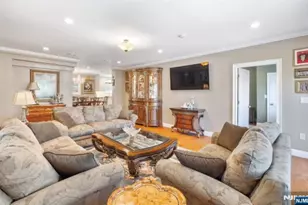 7 Bailey Ave 1, Bloomingdale, NJ 07403 - Photo 11