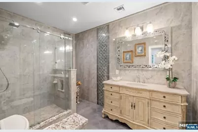 7 Bailey Avenue 1 #1, Bloomingdale, NJ 07403 - Photo 19