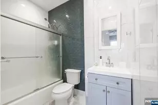 7 Bailey Ave 1, Bloomingdale, NJ 07403 - Photo 41