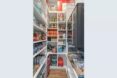 7 Bailey Avenue 1 #1, Bloomingdale, NJ 07403 - Photo 7