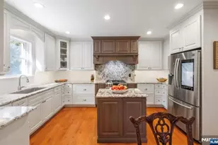 7 Bailey Ave 1, Bloomingdale, NJ 07403 - Photo 5