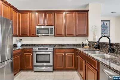 17 Jasmine Lane 1109 #1109, Garfield, NJ 07026 - Photo 9