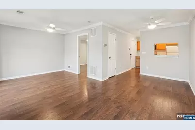 1294 Hibiscus Court, Mahwah, NJ 07430 - Photo 5