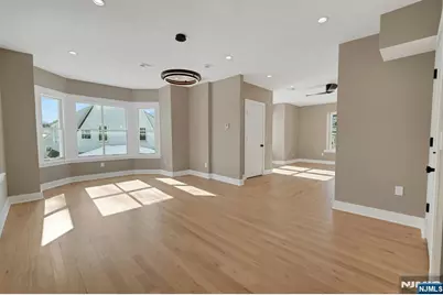 49 Park Avenue 2 #2, Madison, NJ 07940 - Photo 5